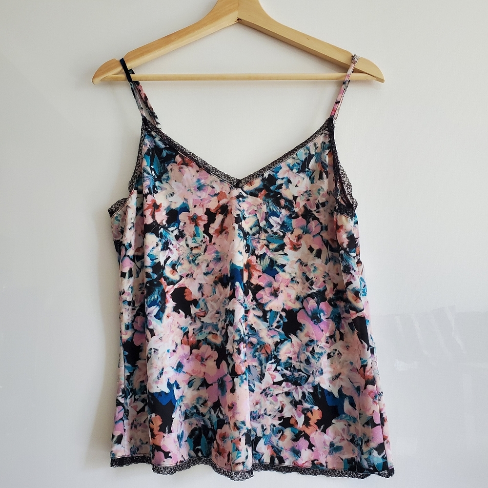 Floral print tank top
